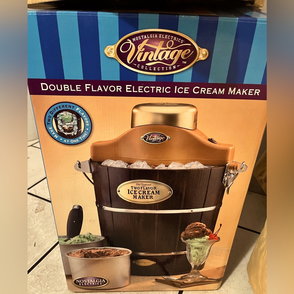 Ice cream maker
